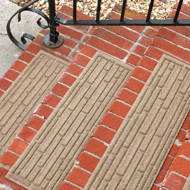 20399/Waterhog Stair Treads Broken Brick Design