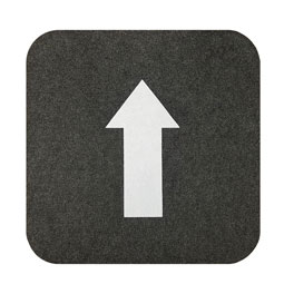 社交距离垫棍棒和站立