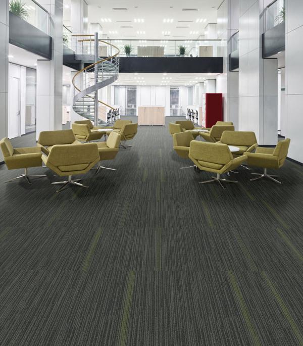 Mannington Stratus胶水下落地毯瓷砖